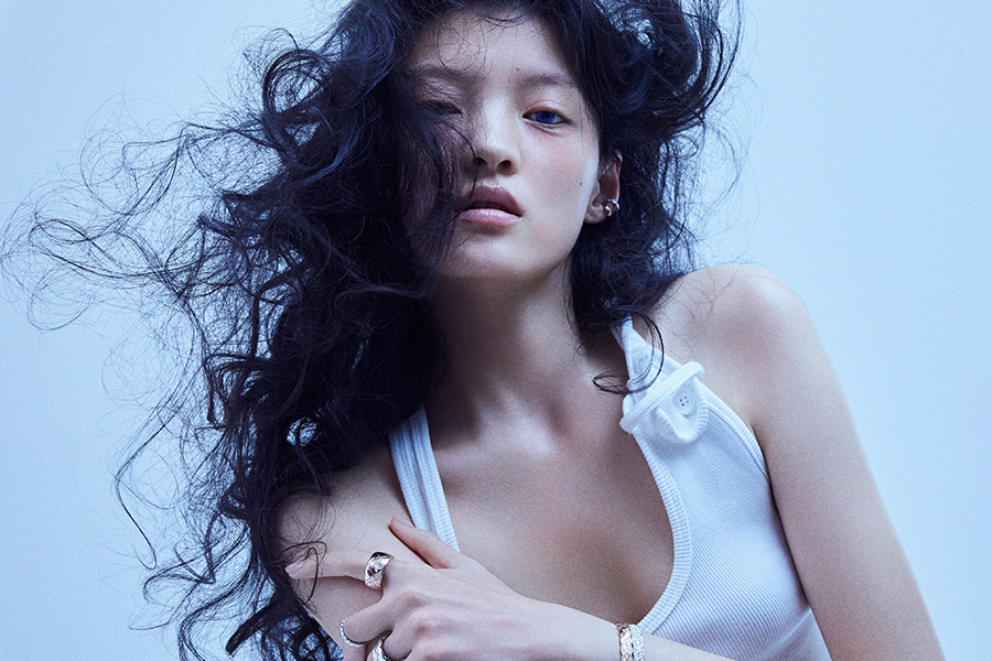 새로운 계절이 왔어. 반짝, 비워봐.